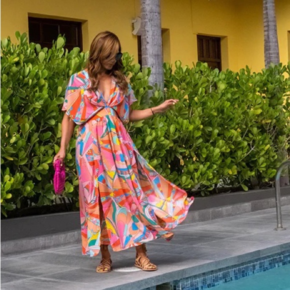 ✨24 HOUR SALE✨ Cocktails in Cabo Printed Maxi Dress - Picture 3 of 8